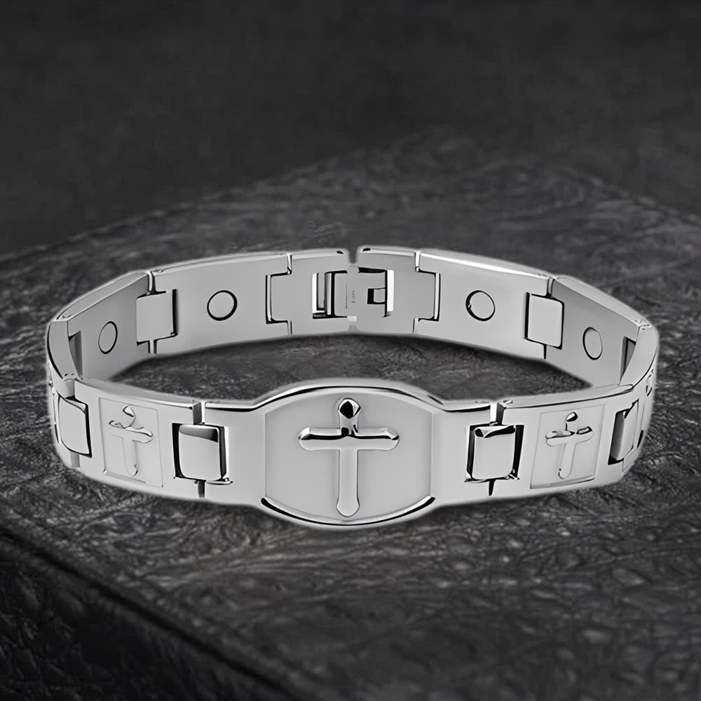 Pulsera de Cadena de Eslabones con Cruz Grabada: Símbolo de Fuerza Divina y Fe