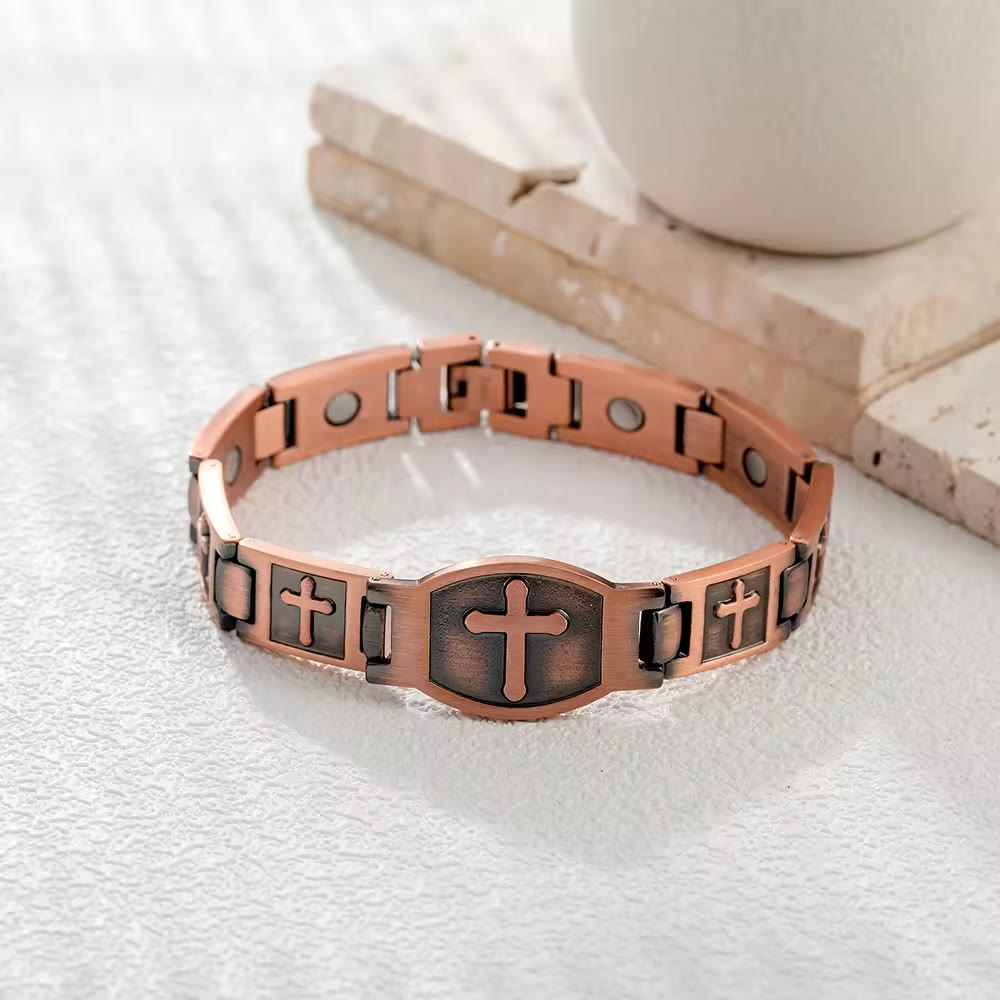 Pulsera de Cadena de Eslabones con Cruz Grabada: Símbolo de Fuerza Divina y Fe