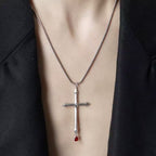 Collar de Cruz Espada con Gota de Circonia Roja: Recuerdo Sagrado para Creyentes