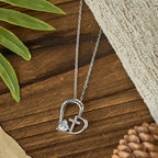 Collar de Corazón y Cruz "Soy Hija de Dios" con Circonias: Señal de Identidad Celestial