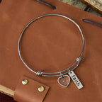 Brazalete Semilla de Mostaza con Dije de Corazón: Símbolo de Fe Inquebrantable y Gracia