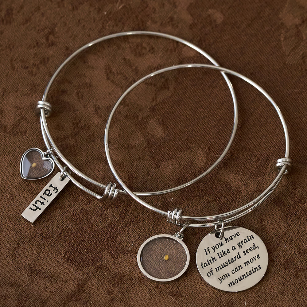 Brazalete Semilla de Mostaza con Dije de Corazón: Símbolo de Fe Inquebrantable y Gracia