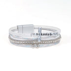 Pulsera de Cuero Multicapa "BENDECIDO" con Cruz y Circonia: Gracia Divina y Gozo Espiritual