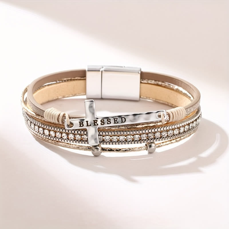 Pulsera de Cuero Multicapa "BENDECIDO" con Cruz y Circonia: Gracia Divina y Gozo Espiritual