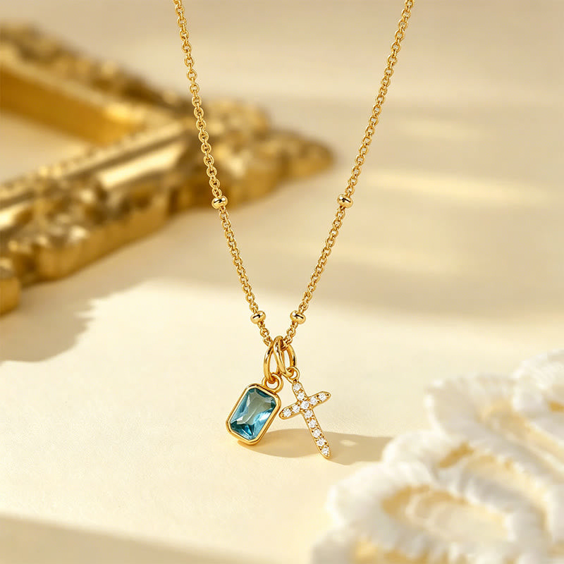 Collar de Fe con Cruz Sagrada y Dije de Gema Rectangular: Símbolo de Gracia Divina y Devoción