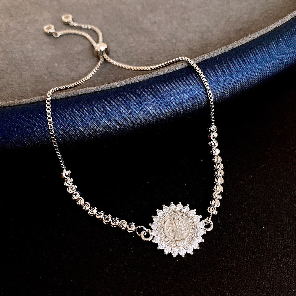 Pulsera de Cuentas con Halo de Circonia y Medalla Milagrosa de la Virgen: Protección y Gracia