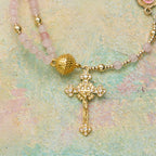 Pulsera Rosario Magnética de Ágata Fresa: Emblema de Gracia y Pureza Divinas