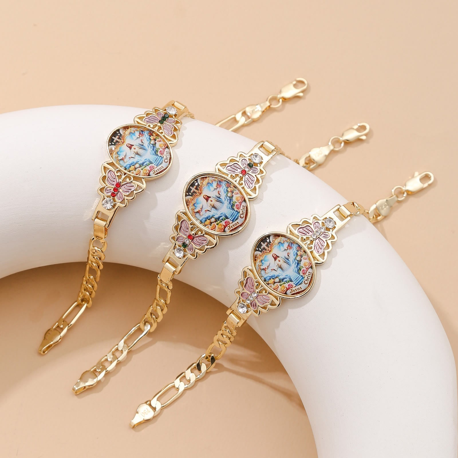 Pulsera de Jesucristo y Mariposa: Devoción Diaria con Simbolismo Sagrado
