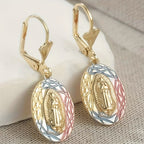 Aretes Colgantes Ovalados de Virgen Ornamentados: Gracia Maternal y Protección Divina
