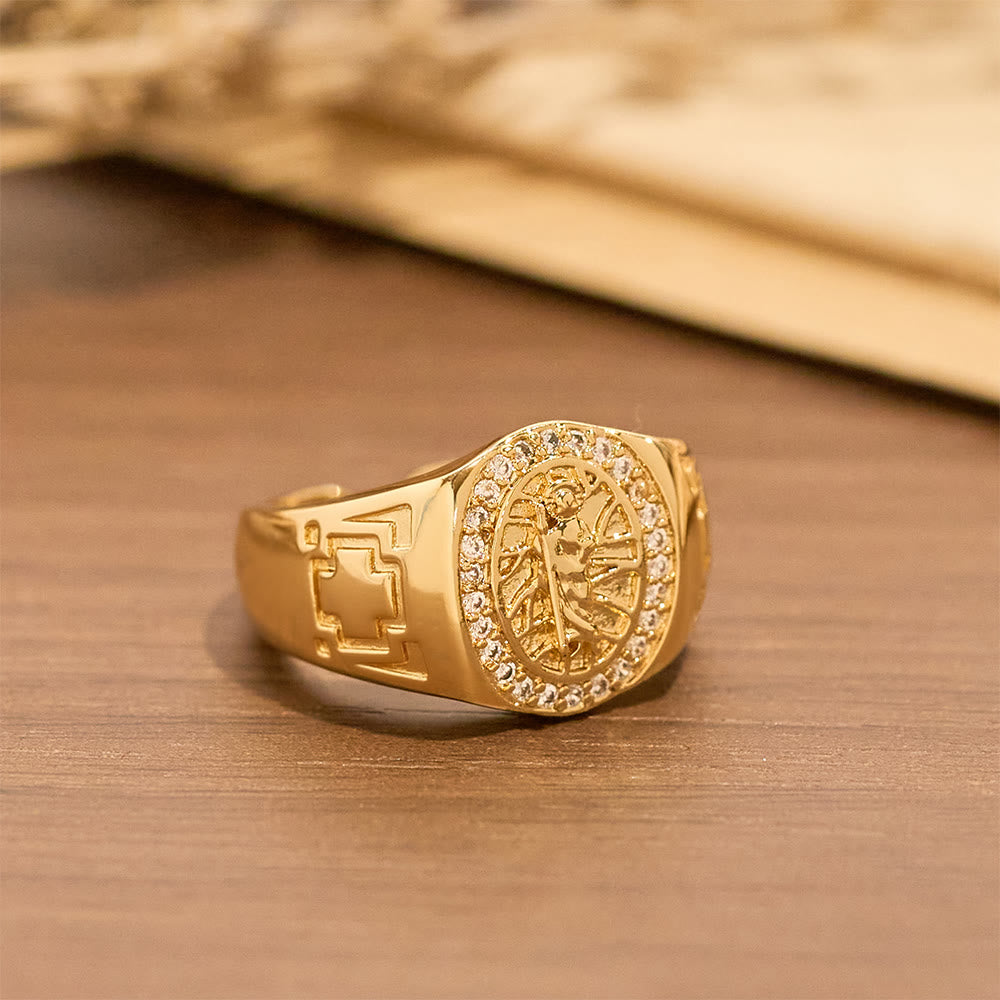 Anillo Llamativo Ornamentado de San Judas: Emblema de Redención y Protección Espiritual