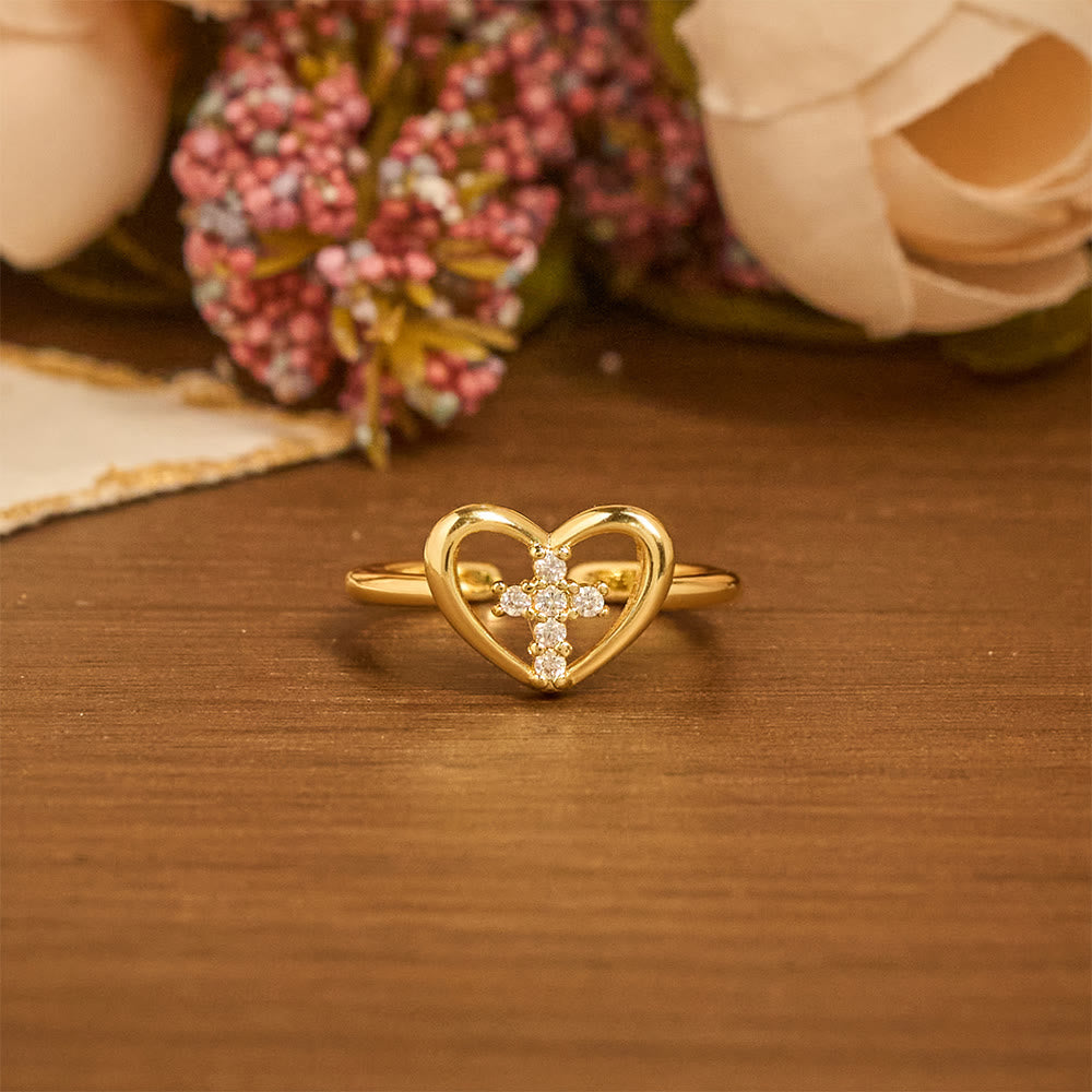 Anillo Abierto Elegante de Corazón y Cruz: Emblema de Fe Devota y Guía Celestial