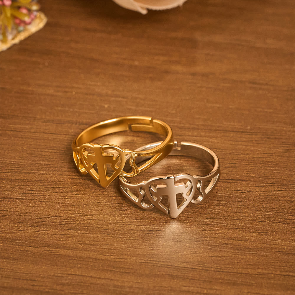Anillo Ajustable Eterno de Corazón y Cruz: Regalo de Gracia e Intercesión Divina