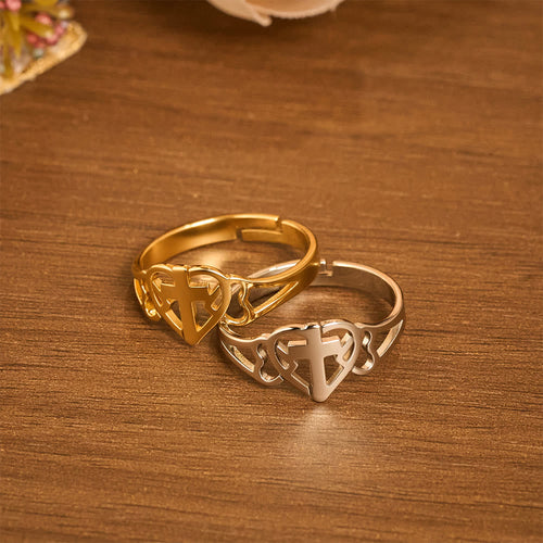 Anillo Ajustable Eterno de Corazón y Cruz: Regalo de Gracia e Intercesión Divina