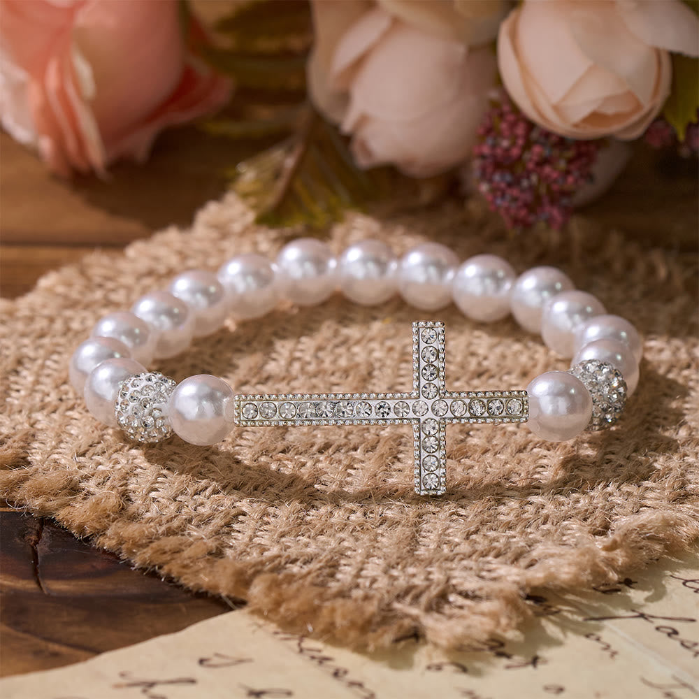 Set de 2 Pulseras de Cruz con Cuentas Blancas y Negras Mate: Pureza y Redención Divinas