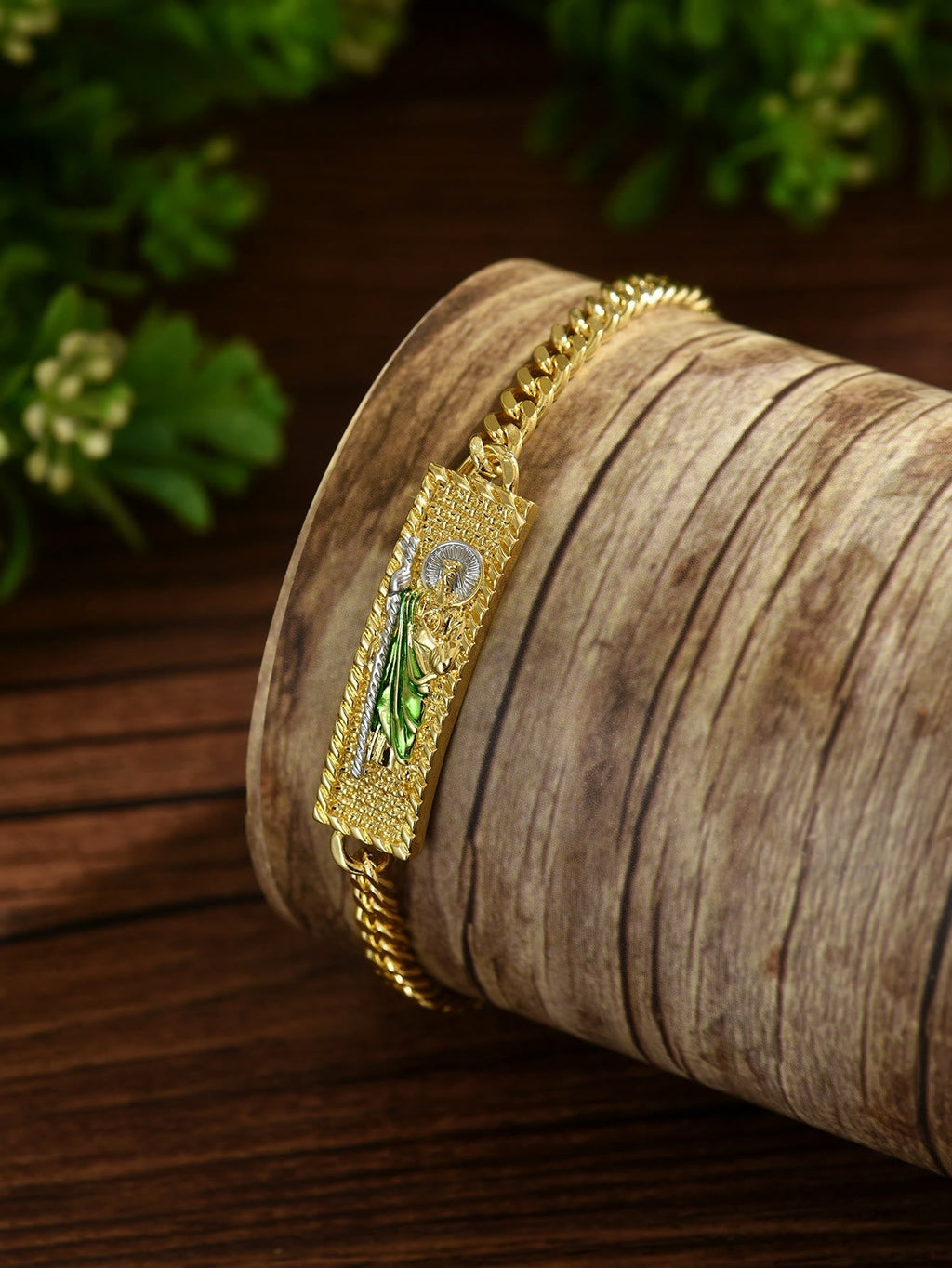 Colección de Pulseras de San Judas Bañadas en Cobre: Emblema de Esperanza y Gracia Milagrosa