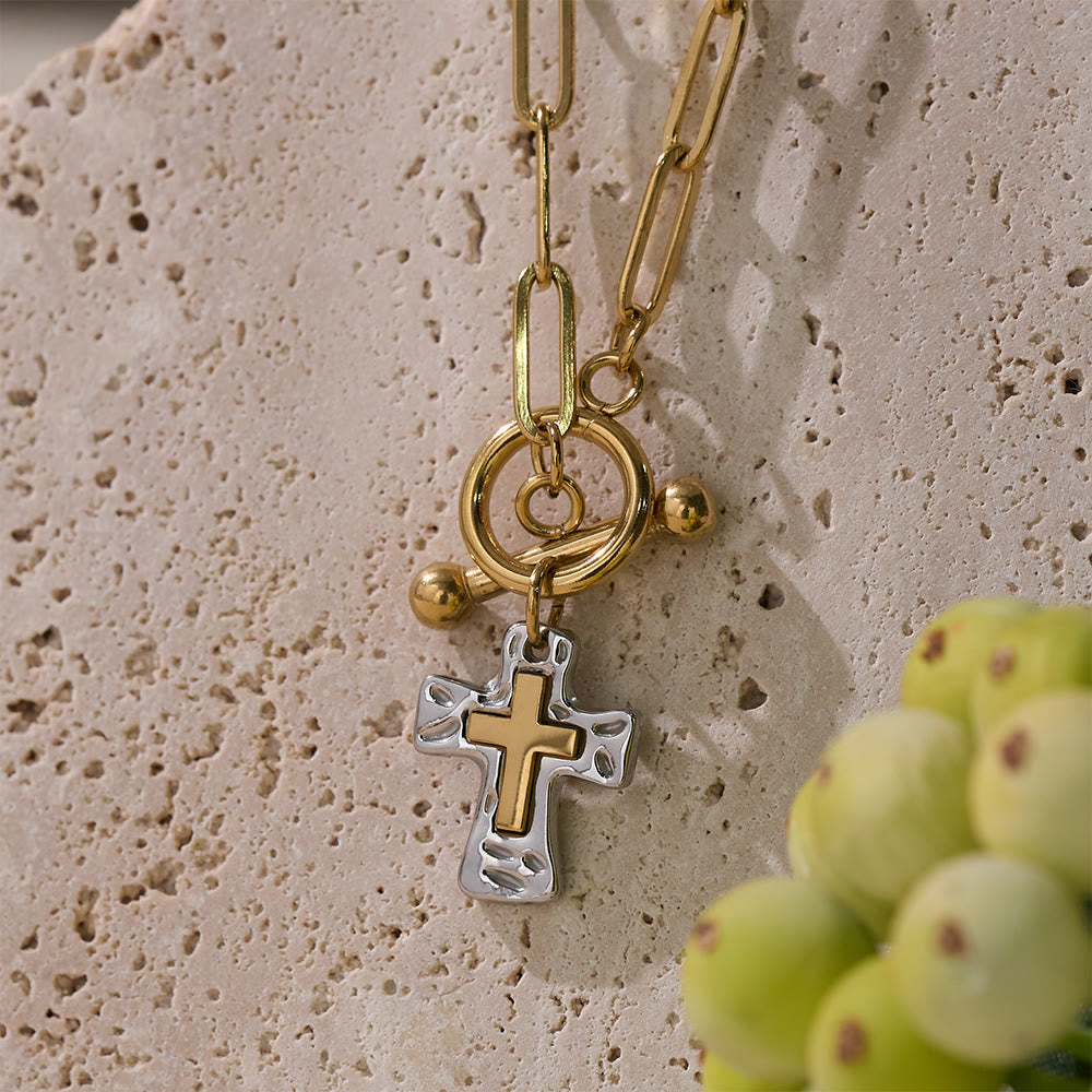 Cadena de Cruz Texturizada en Dos Tonos con Broche OT: Señal de Conexión Divina