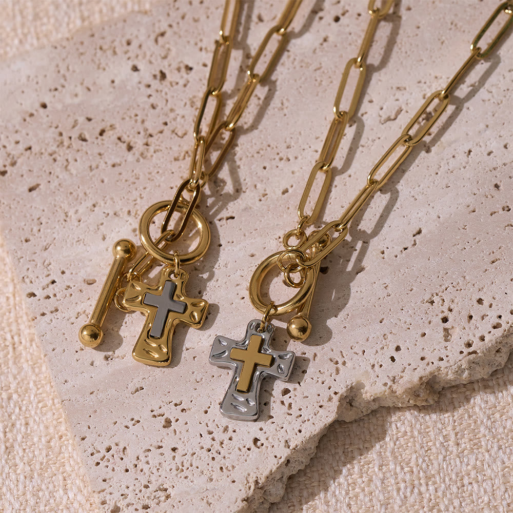 Cadena de Cruz Texturizada en Dos Tonos con Broche OT: Señal de Conexión Divina