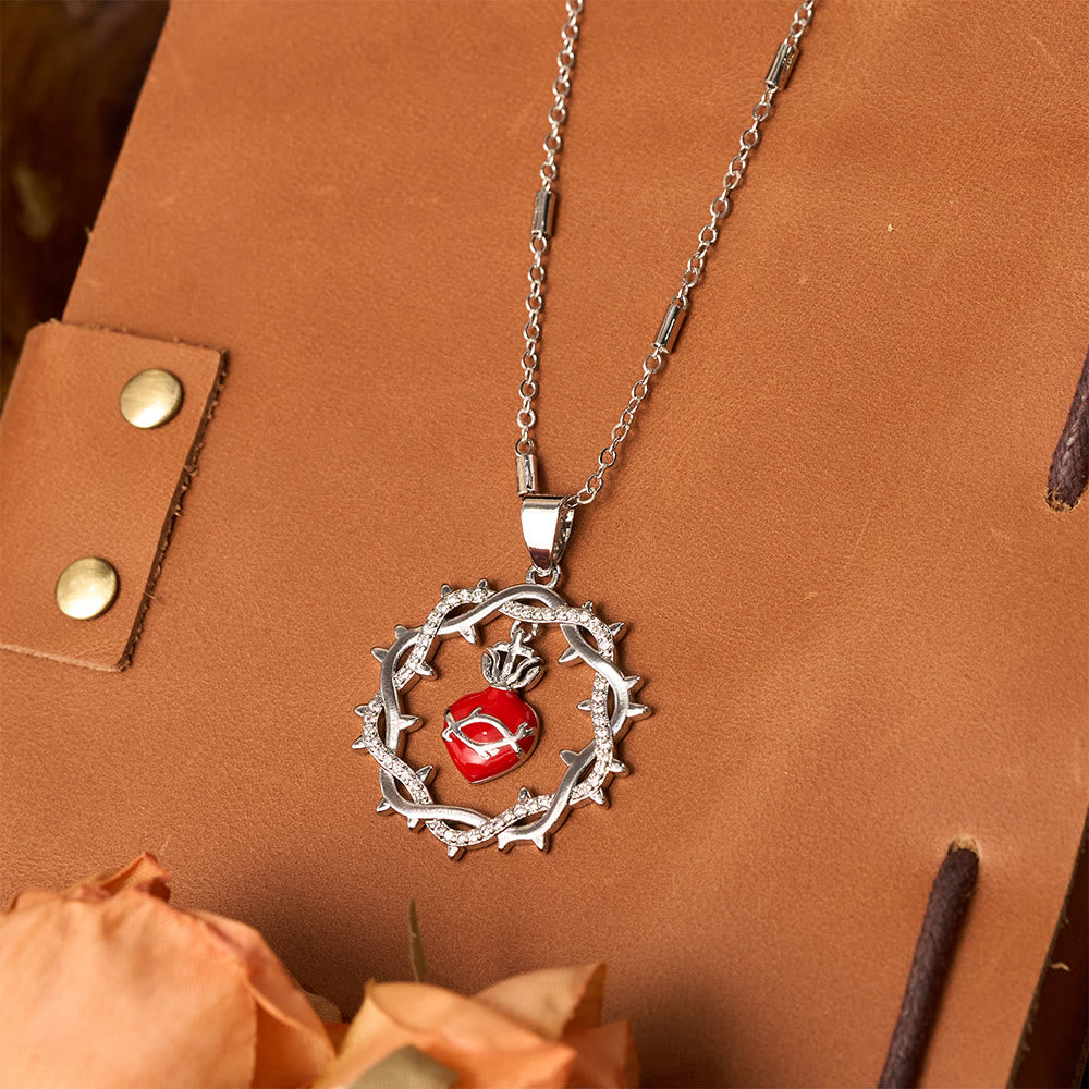 Collar Bicolor del Sagrado Corazón Coronado de Espinas: Emblema del Amor Divino