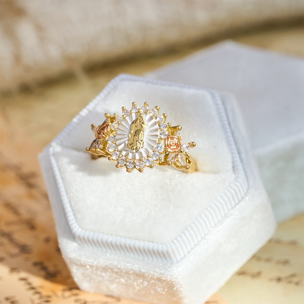 Anillo de Circonia de la Virgen Radiante con Rosas: Lleva la Luz del Amor Maternal