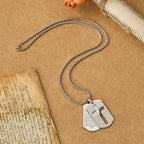 Collar con Dije Placa Militar de Cruz Padre Nuestro: Emblema de Gracia Divina y Fe