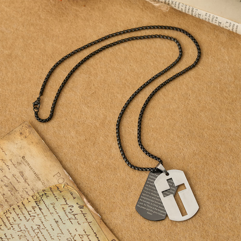 Collar con Dije Placa Militar de Cruz Padre Nuestro: Emblema de Gracia Divina y Fe