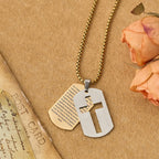 Collar con Dije Placa Militar de Cruz Padre Nuestro: Emblema de Gracia Divina y Fe