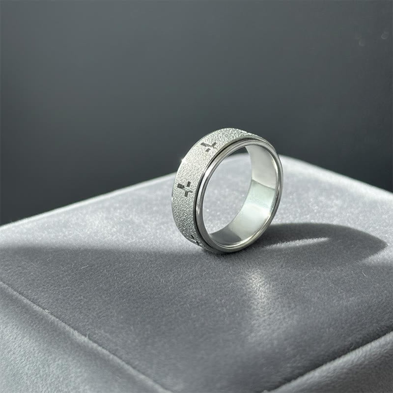 Anillo Giratorio Antiestrés de Cruz: Emblema de Fe Inquebrantable
