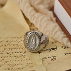 Anillo Sello de Cruz de la Virgen: Ancla tu Corazón en la Fe Mariana