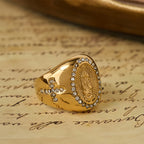 Anillo Sello de Cruz de la Virgen: Ancla tu Corazón en la Fe Mariana