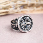 Anillo Sello Cruz de Jerusalén Redondo y Cuadrado: Emblema de la Unidad de la Fe