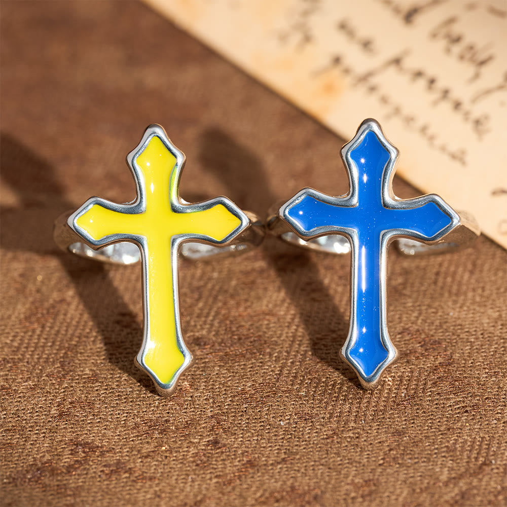 Anillo Abierto de Cruz de Esmalte en Cuatro Colores: Emblema de la Luz de la Fe