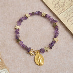 Pulsera Rosario de Alambre con Memoria de Amatista Natural con Medalla de la Virgen