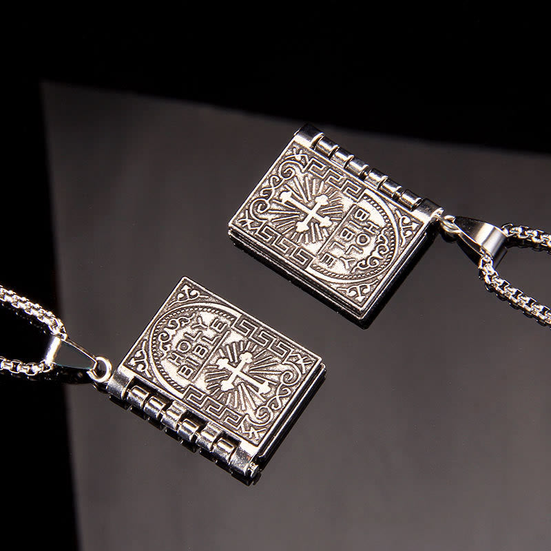 Collar de Calidad con Dije Giratorio de Cruz y Santa Biblia