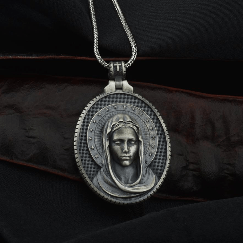 Collar de Acero Inoxidable de la Asunción de la Virgen María