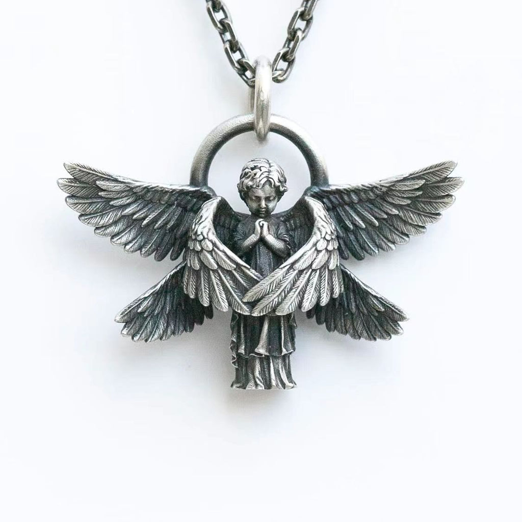 Collar de Buena Suerte con Dije de Ala de Ángel Orante