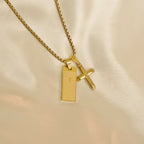 Collar Dorado con Medalla de Cruz y Escritura de Oración Bíblica Estilo Clásico