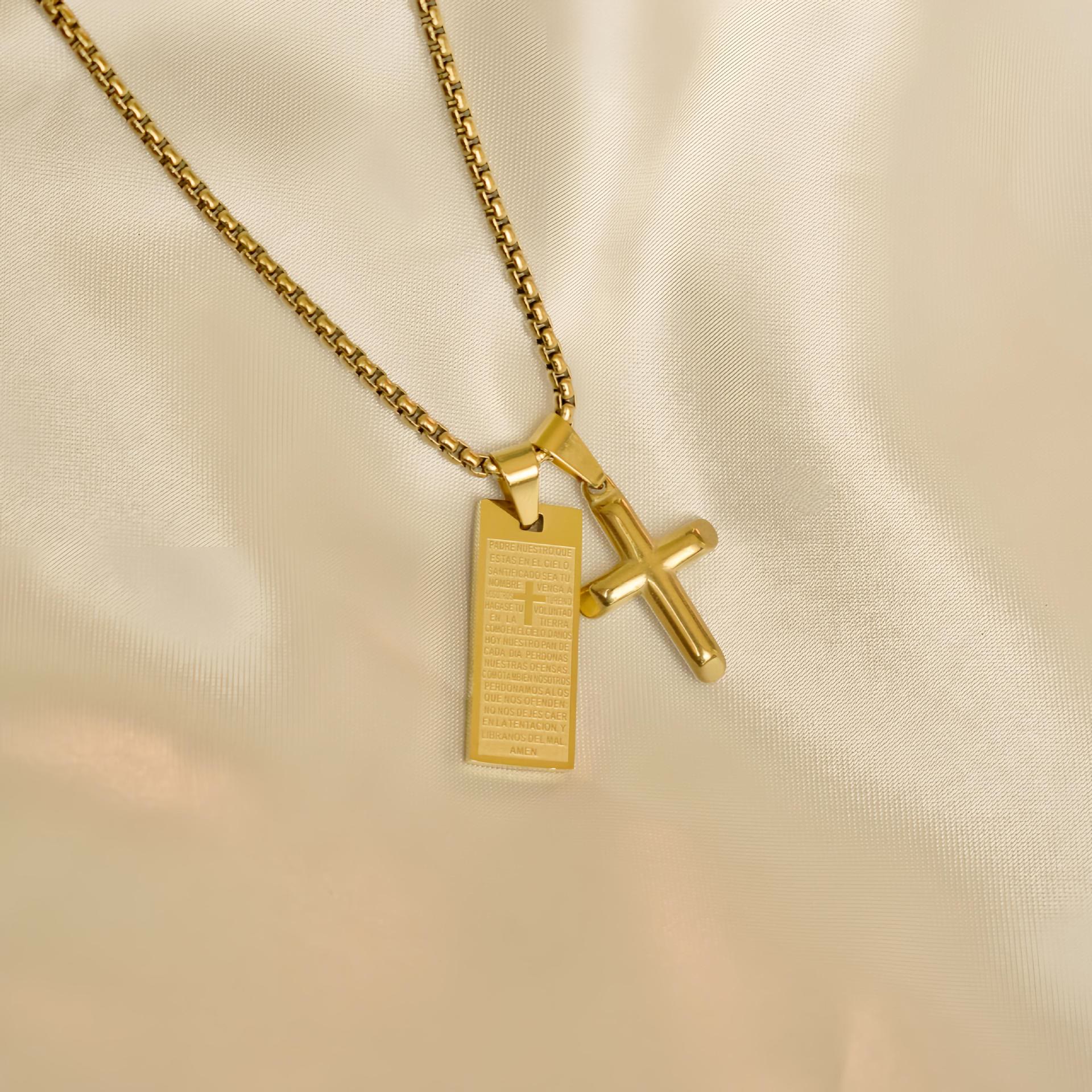 Collar Dorado con Medalla de Cruz y Escritura de Oración Bíblica Estilo Clásico