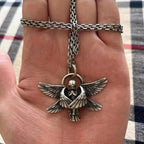 Collar de Buena Suerte con Dije de Ala de Ángel Orante