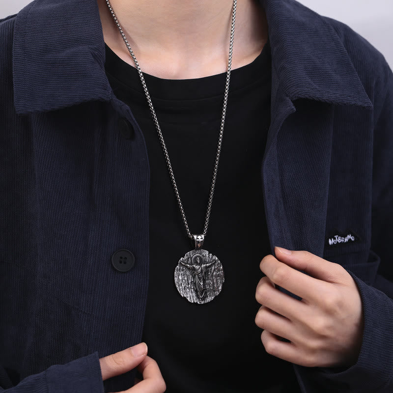 Collar de Titanio de Calidad del Santo Jesús