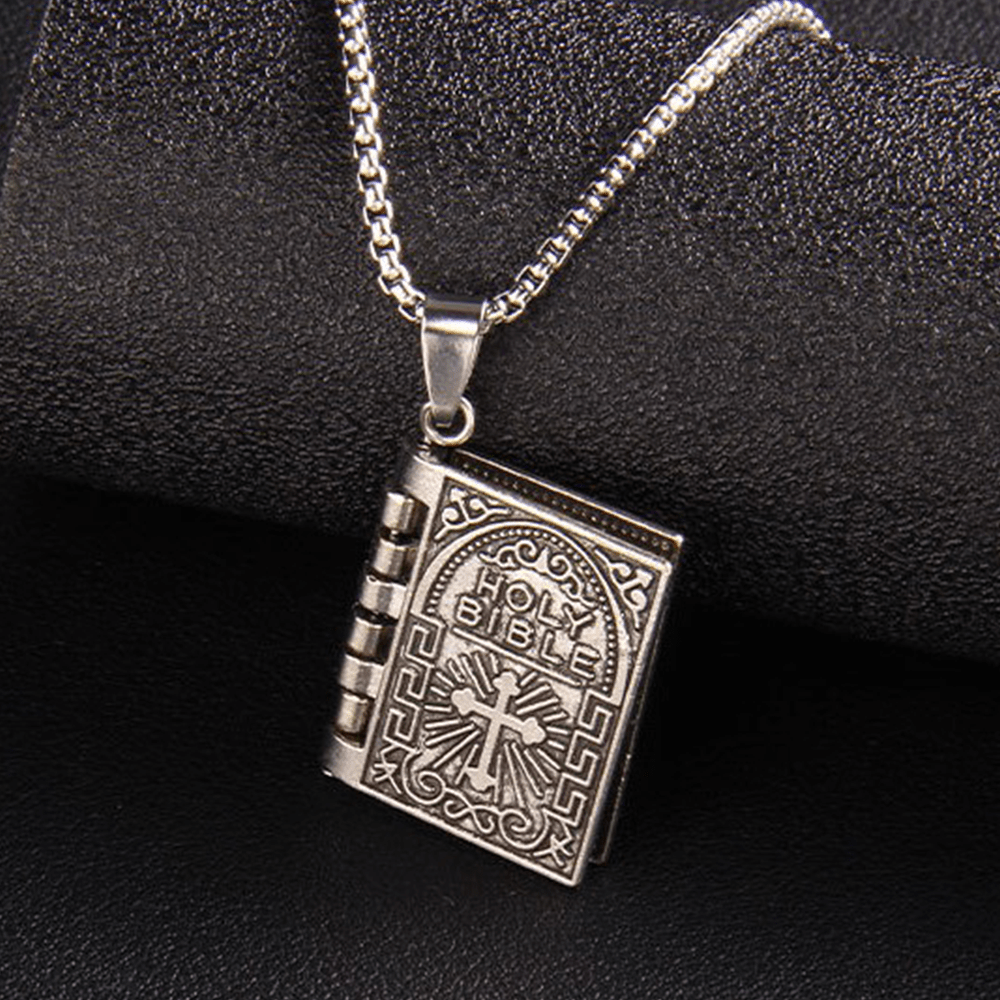 Collar de Calidad con Dije Giratorio de Cruz y Santa Biblia