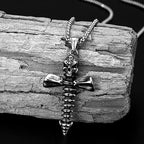 Collar con Dije de Calavera y Huesos Cruzados Estilo Punk