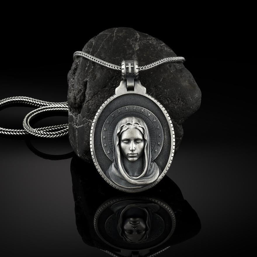 Collar de Acero Inoxidable de la Asunción de la Virgen María