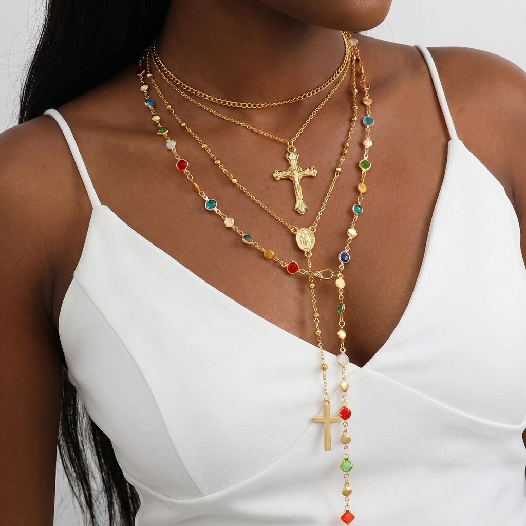 Set de Collares de Cruz por Capas: Fe en Varias Hebras y Expresión de Moda