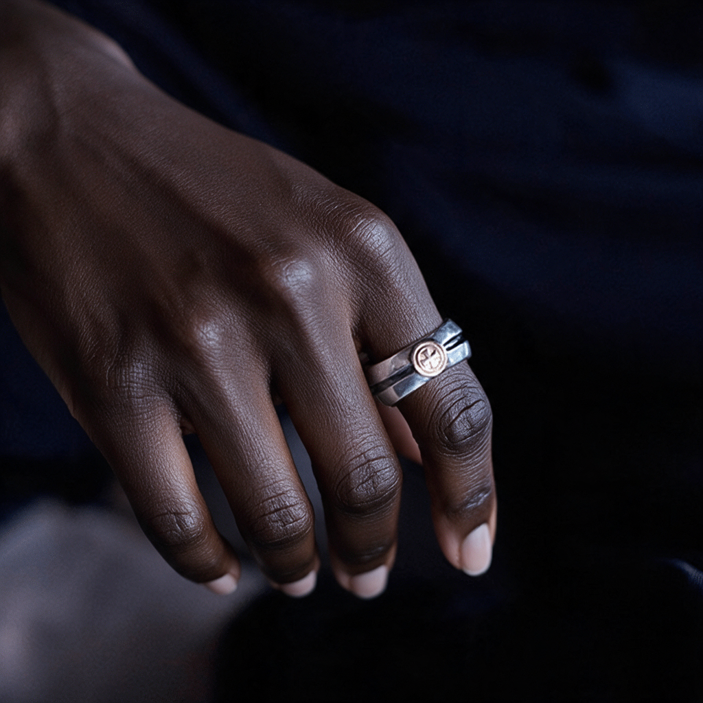 Medieval Retro Cross Iris Ring