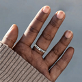 Anillo Minimalista de Cruz en Plata 925 "Nunca te Rindas": Símbolo de Fe y Ánimo