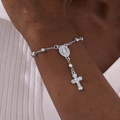 Pulsera con Dije de la Virgen y Crucifijo: Su Gracia en tu Muñeca